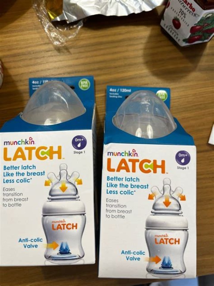 Are Munchkin latch bottles BPA free