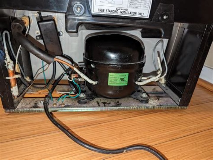 Can a fridge work without a compressor