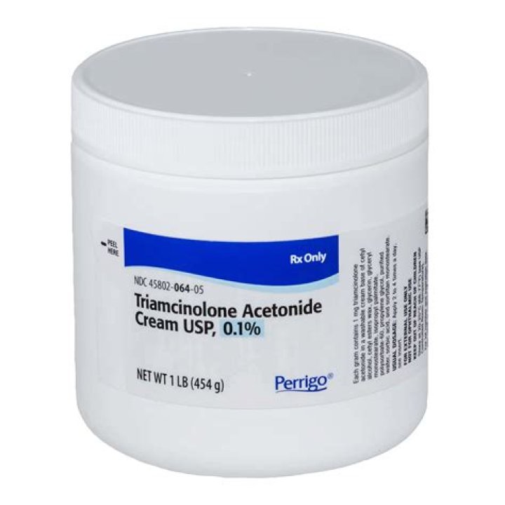 Can triamcinolone ointment be used on dogs