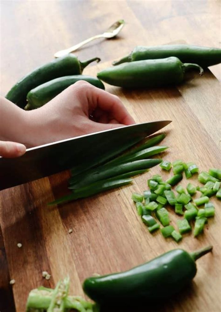 Can you cut mold off bell pepper