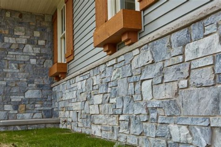 Can you install stone veneer with thinset