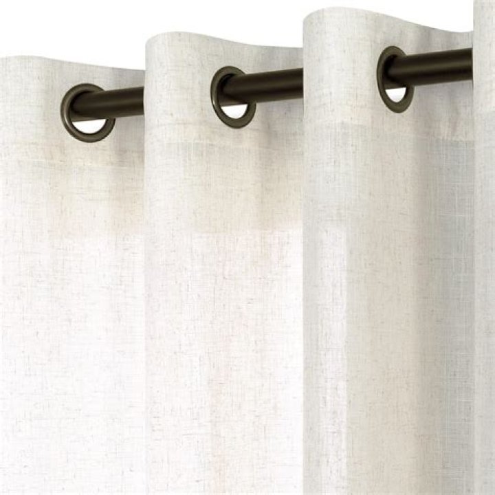 Can you machine wash curtains with grommets