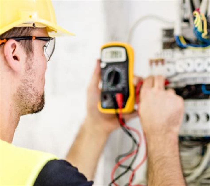 Is a domestic installer an electrician