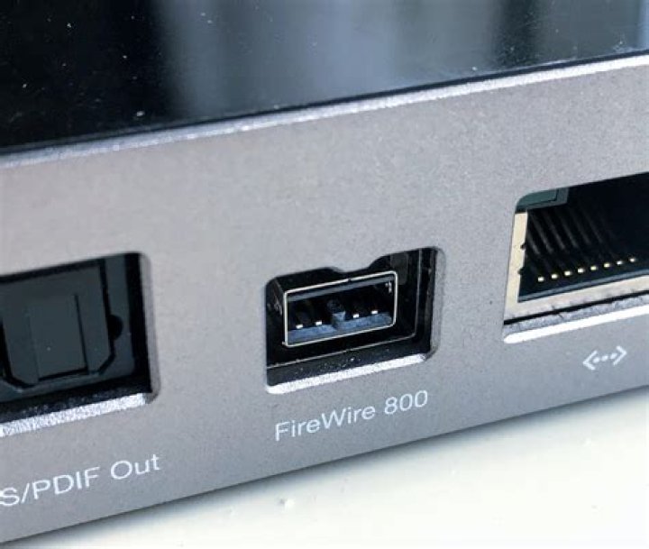 Is Firewire supported in Windows 10