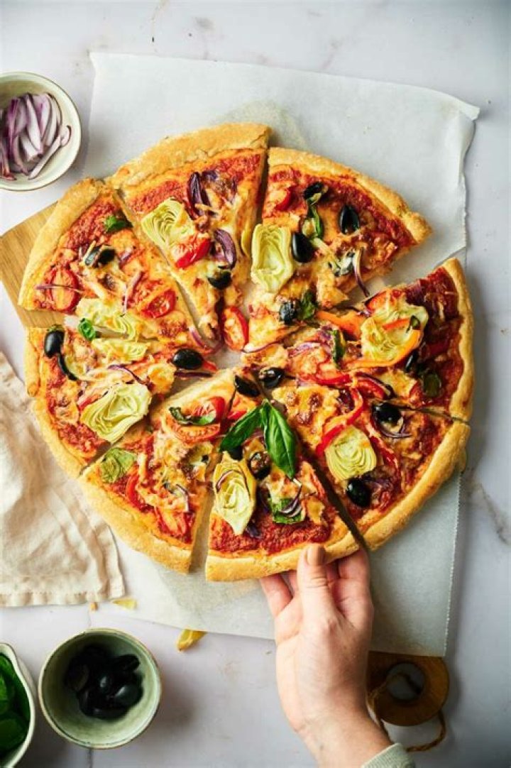 Is pizza crust usually vegan