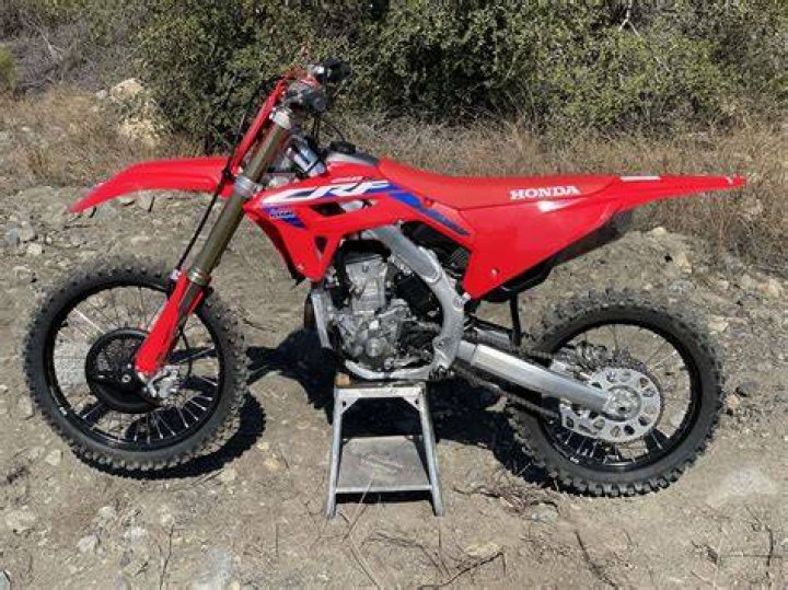 Quick Answer: How Fast Can A 350Cc Dirt Bike Go