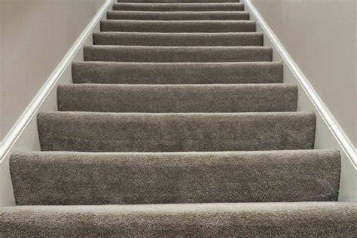 Quick Answer: How Much Does It Cost To Replace Carpet On Stairs