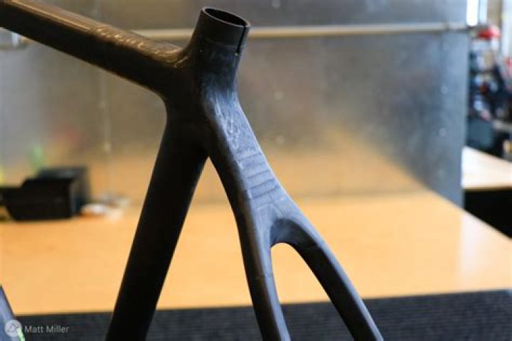 Quick Answer: How To Paint Carbon Fiber Bike Frame