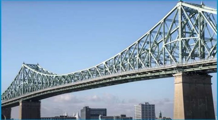 What are the features of a cantilever bridge