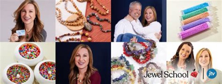 What is a suite of jewelry