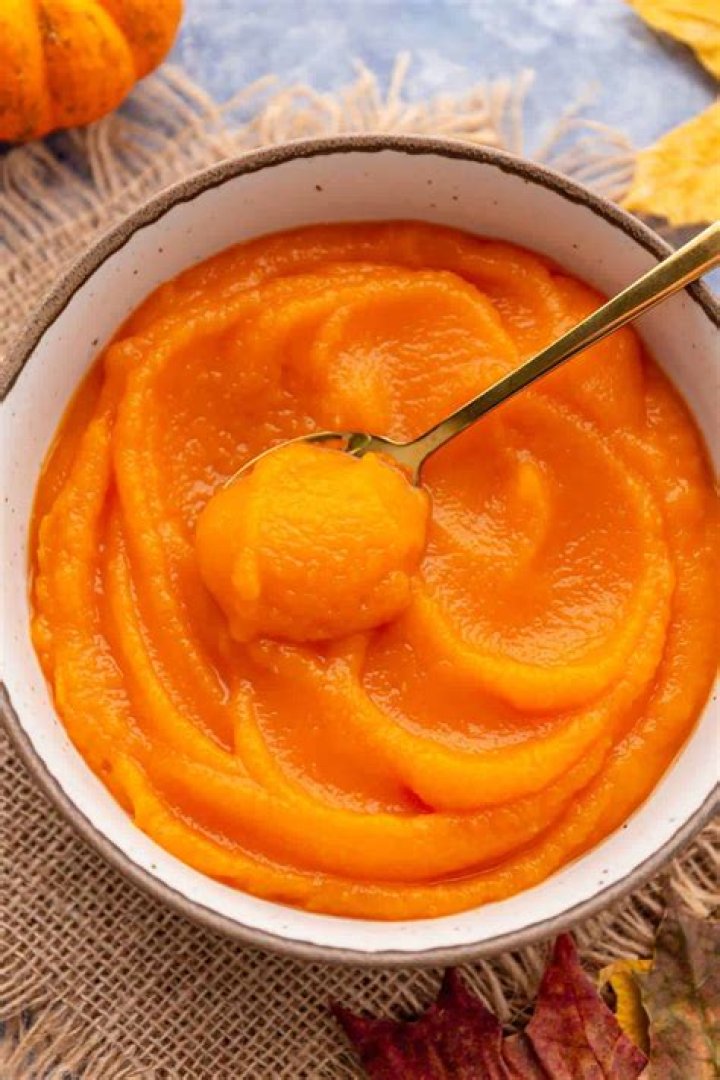 What is in can pumpkin puree