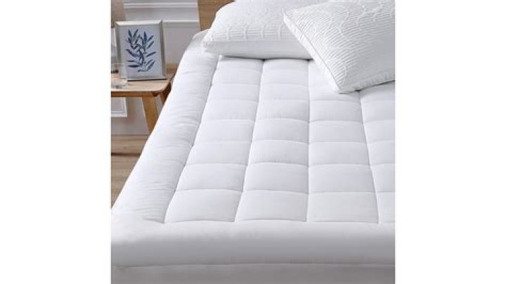 What is the best cooling mattress cover