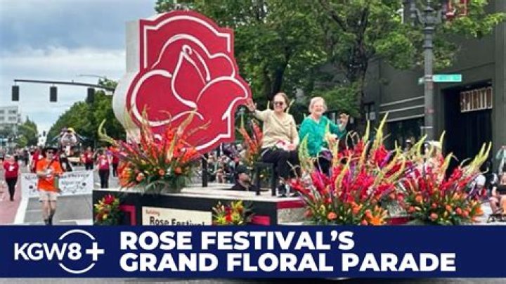 What is the best way to see the Rose Parade