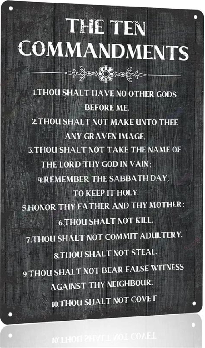 Who says but look thou stay not till the watch be set