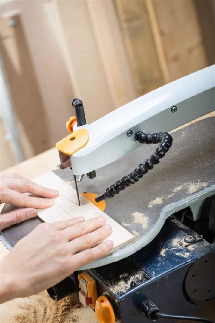 Will a scroll saw cut metal